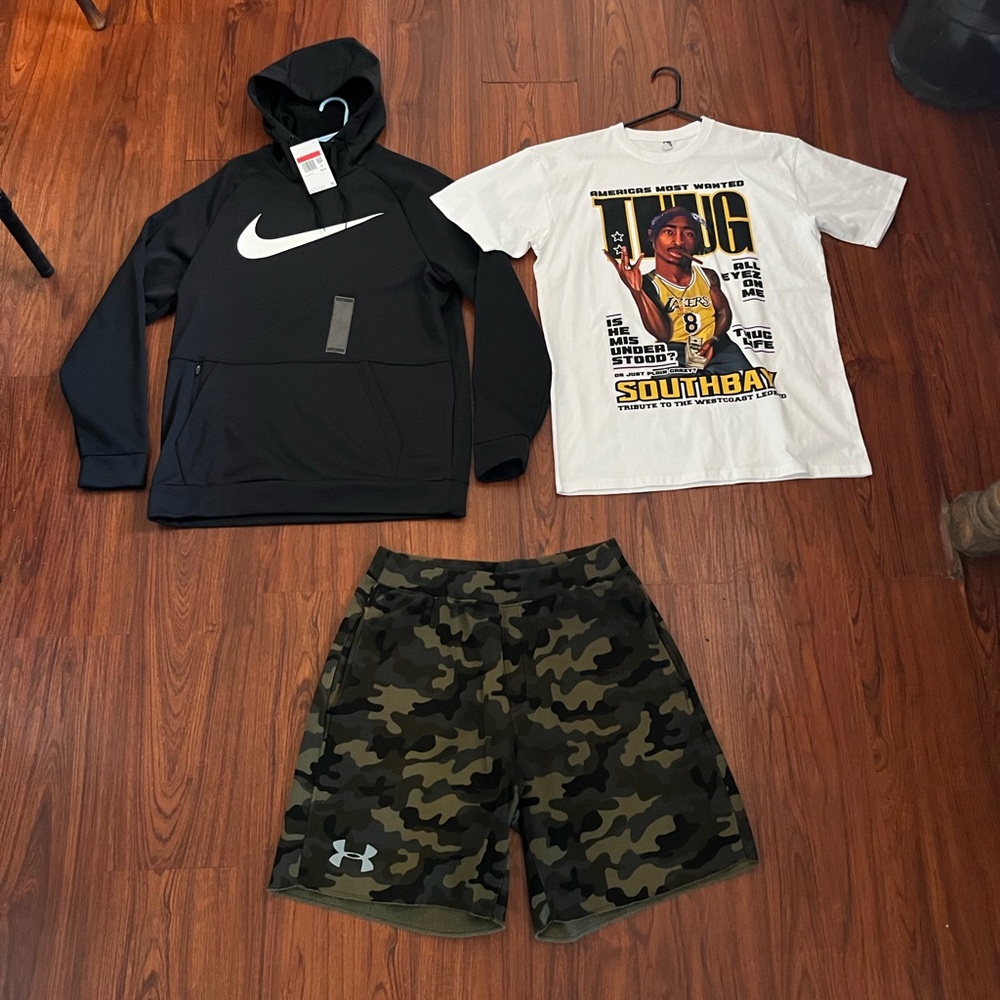 Men’s Nike Hoodie & Camo Shorts size L